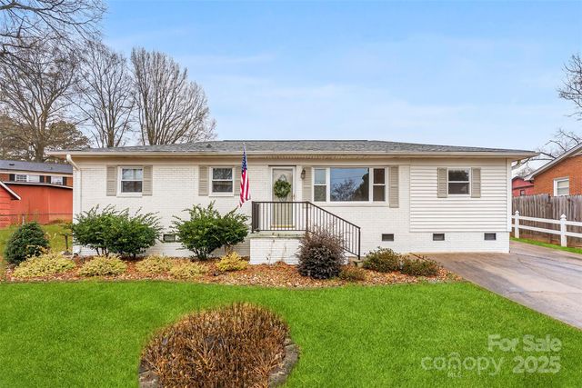 2615 Sherry Lane, Gastonia, NC 28054