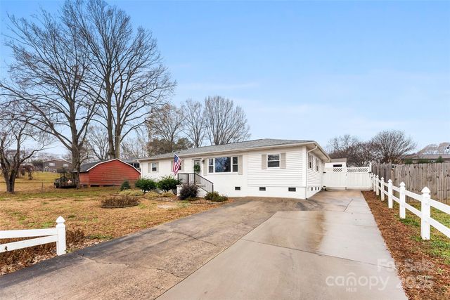 2615 Sherry Lane, Gastonia, NC 28054