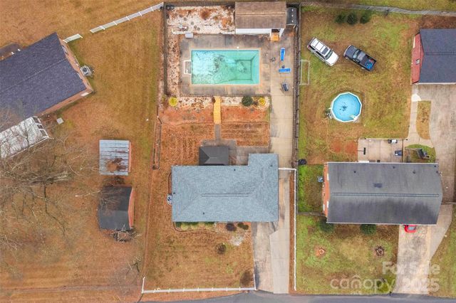 2615 Sherry Lane, Gastonia, NC 28054