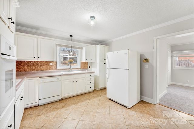 2615 Sherry Lane, Gastonia, NC 28054