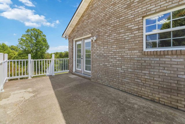 2325 KY-1394, East Bernstadt, KY 40729