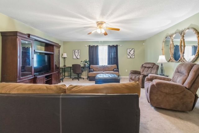 2325 KY-1394, East Bernstadt, KY 40729