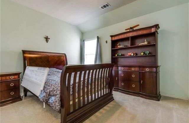 5440 Buckskin Drive, The Colony, TX 75056