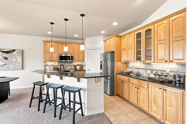 2315 W Chadwick Ln, Spokane, WA 99208