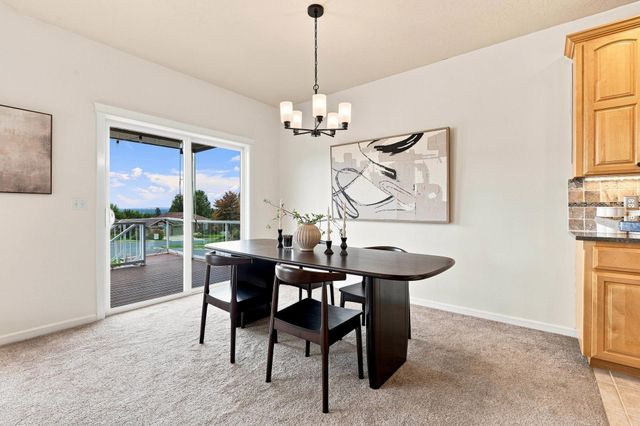 2315 W Chadwick Ln, Spokane, WA 99208