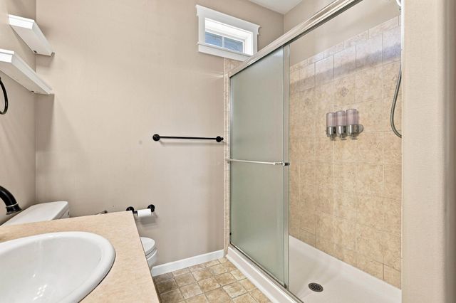 2315 W Chadwick Ln, Spokane, WA 99208