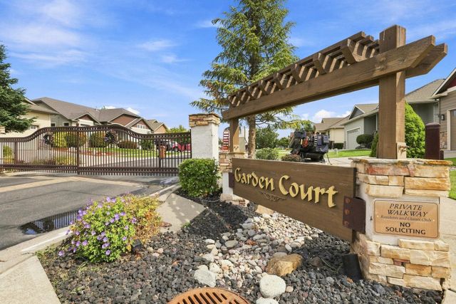 2315 W Chadwick Ln, Spokane, WA 99208