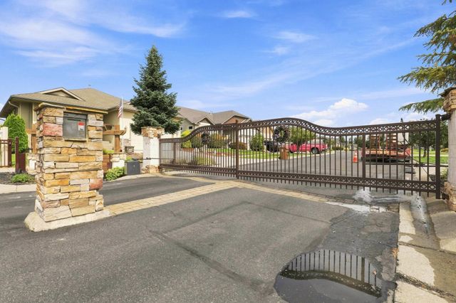 2315 W Chadwick Ln, Spokane, WA 99208