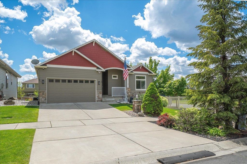 2315 W Chadwick Ln, Spokane, WA 99208 photo 2