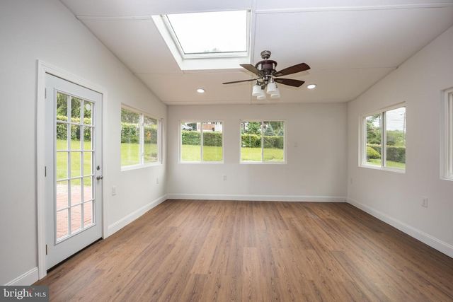 29 BEEKMAN RD, Wilmington, DE 19809