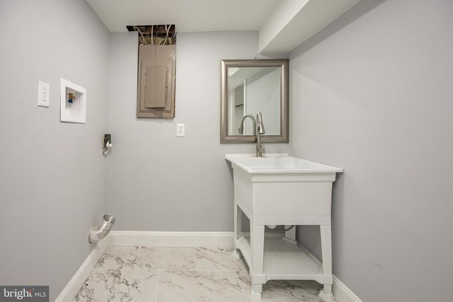 29 BEEKMAN RD, Wilmington, DE 19809