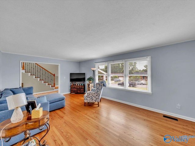 2216 Fairfax Street, Huntsville, AL 35811