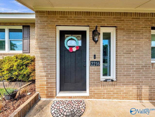 2216 Fairfax Street, Huntsville, AL 35811