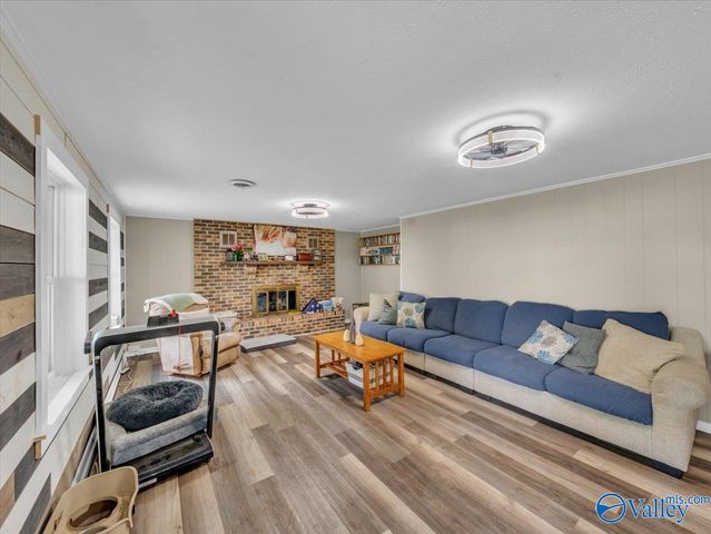 2216 Fairfax Street, Huntsville, AL 35811