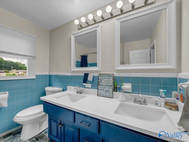 2216 Fairfax Street, Huntsville, AL 35811