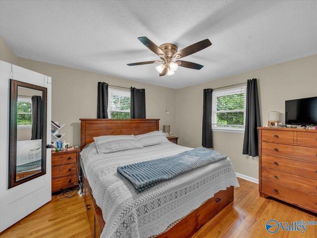 2216 Fairfax Street, Huntsville, AL 35811
