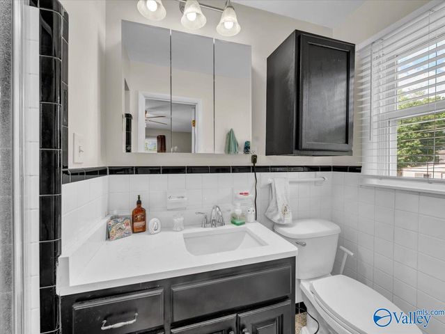 2216 Fairfax Street, Huntsville, AL 35811