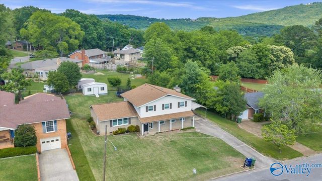 2216 Fairfax Street, Huntsville, AL 35811