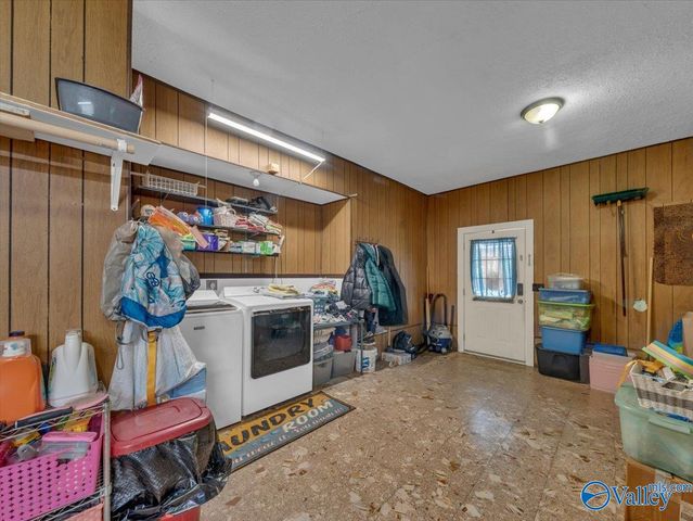 2216 Fairfax Street, Huntsville, AL 35811