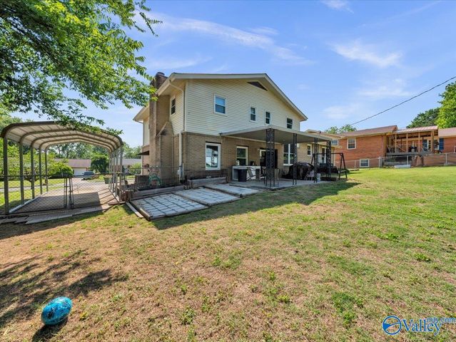 2216 Fairfax Street, Huntsville, AL 35811