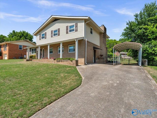 2216 Fairfax Street, Huntsville, AL 35811