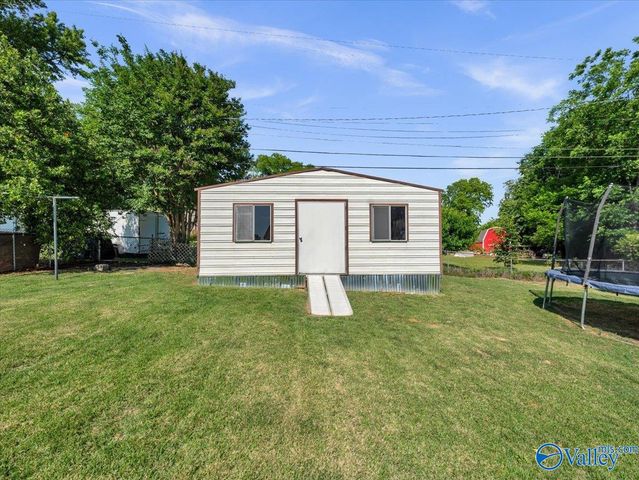 2216 Fairfax Street, Huntsville, AL 35811