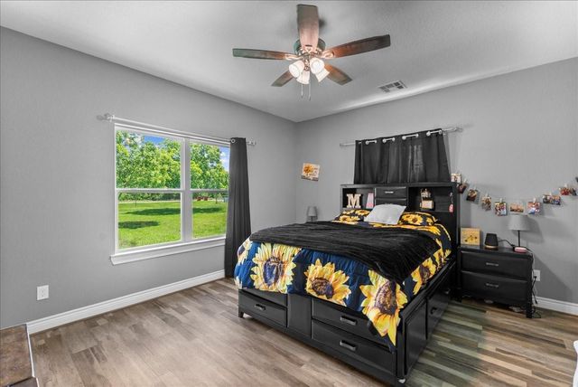 9530 Fm 686, Dayton, TX 77535