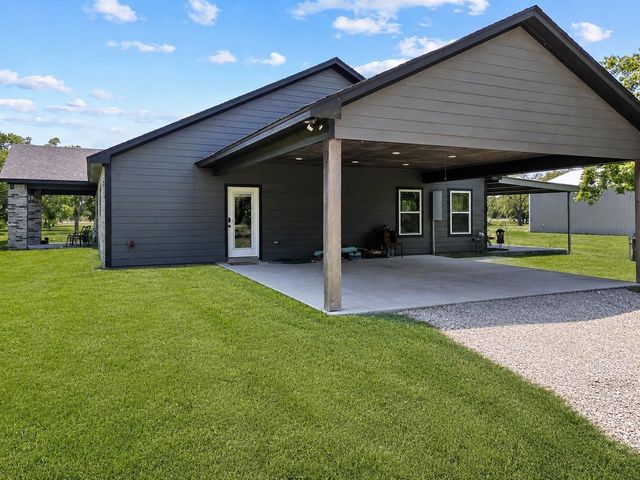 9530 Fm 686, Dayton, TX 77535