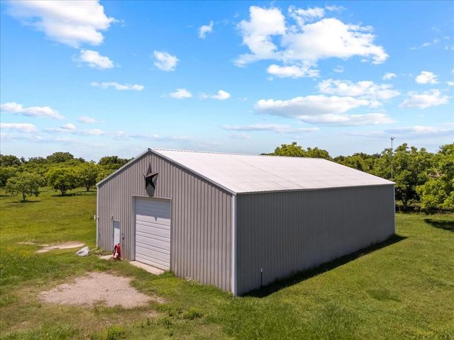 9530 Fm 686, Dayton, TX 77535