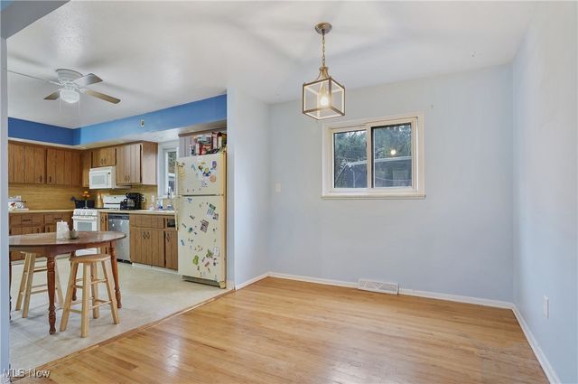 4901 Woodbury Hills Drive, Parma, OH 44134