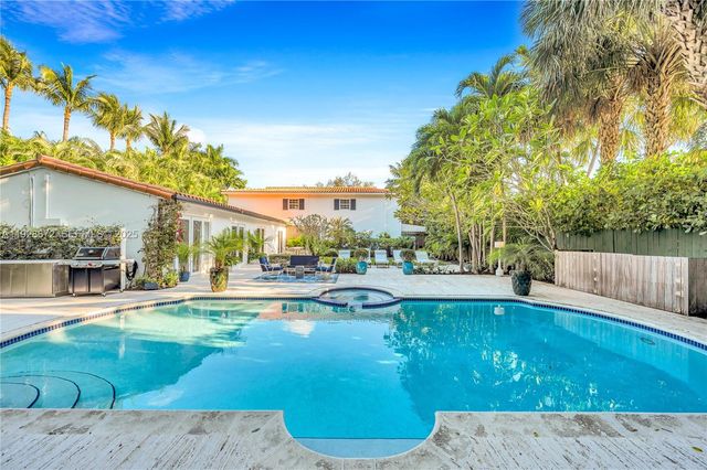 607 Melaleuca Ln, Miami, FL 33137