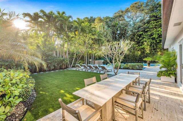 607 Melaleuca Ln, Miami, FL 33137