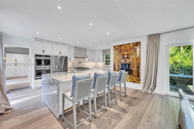 607 Melaleuca Ln, Miami, FL 33137