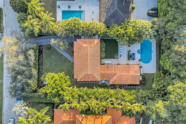 607 Melaleuca Ln, Miami, FL 33137