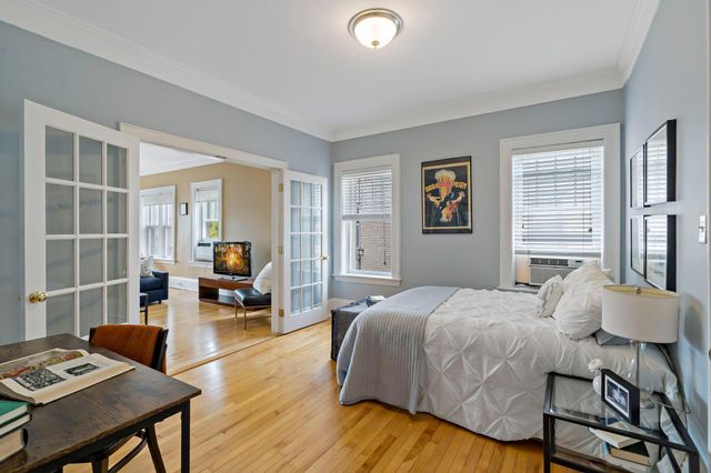 2407 Girard Avenue S 6, Minneapolis, MN 55405