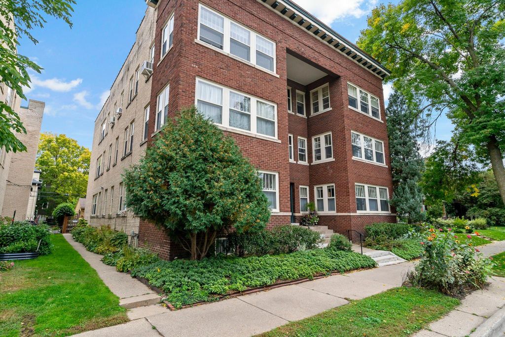 2407 Girard Avenue S 6, Minneapolis, MN 55405