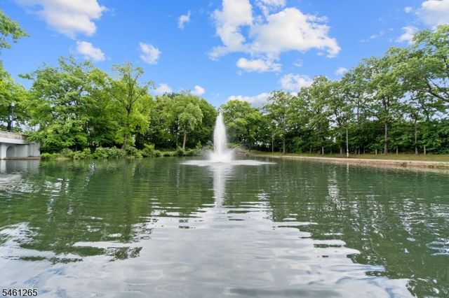 504 Davis Ave, Harrison Town, NJ 07029