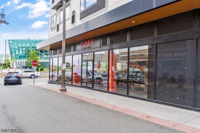 504 Davis Ave, Harrison Town, NJ 07029