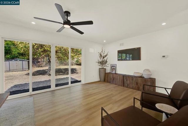 724 Taper Ave, Vallejo, CA 94589