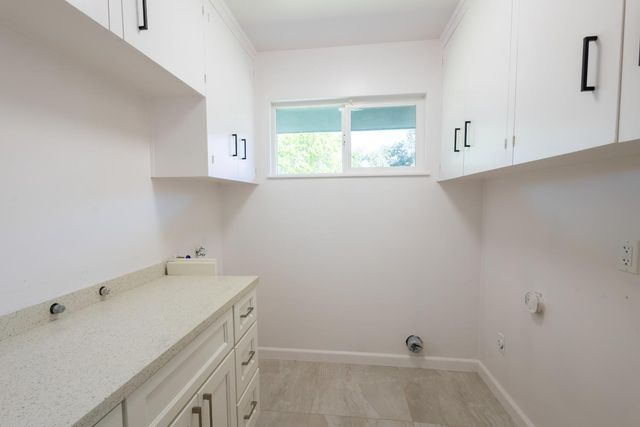 39 W Fulton St, Stockton, CA 95204