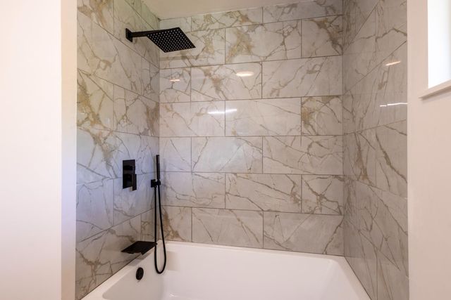 39 W Fulton St, Stockton, CA 95204