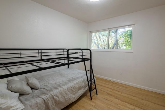 39 W Fulton St, Stockton, CA 95204