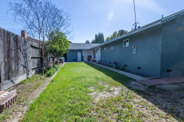 39 W Fulton St, Stockton, CA 95204