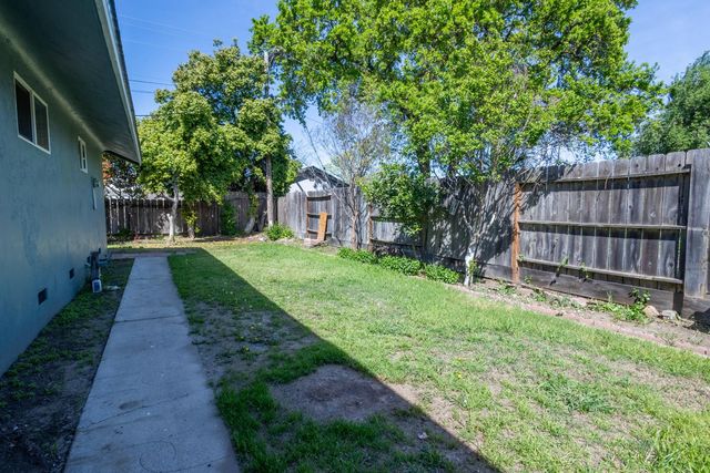 39 W Fulton St, Stockton, CA 95204