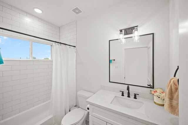7215 Brazil Street, Houston, TX 77093