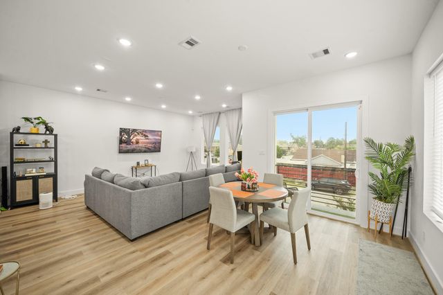 7215 Brazil Street, Houston, TX 77093