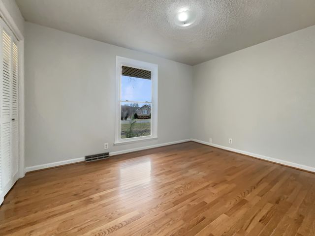 301 Tanglewood Dr, Mount Juliet, TN 37122