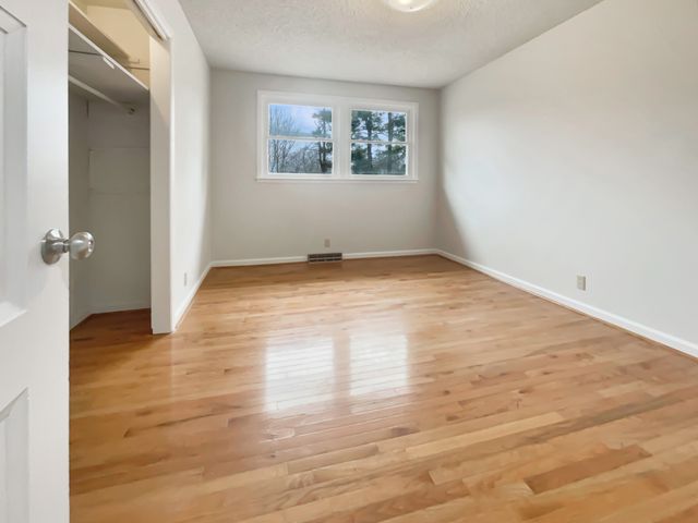 301 Tanglewood Dr, Mount Juliet, TN 37122