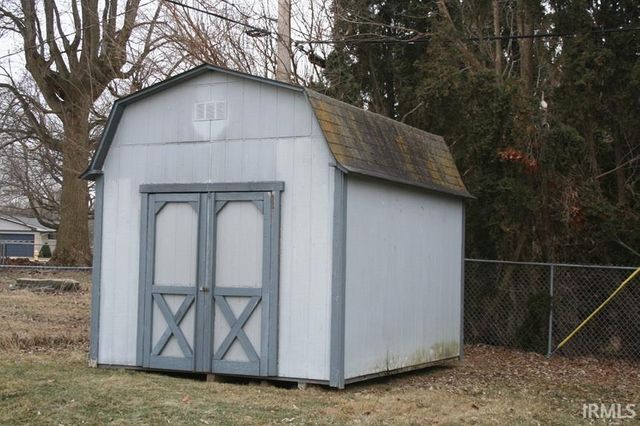 560 S MAISH ROAD, Frankfort, IN 46041