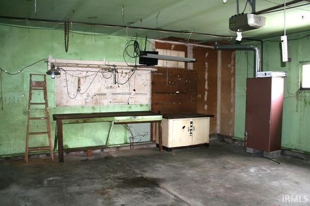 560 S MAISH ROAD, Frankfort, IN 46041